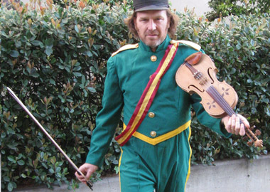 Art in Paradise: The (Annual) Wearin' of the Green