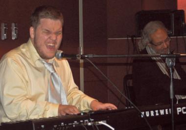 Soundcheck: Helping Hand