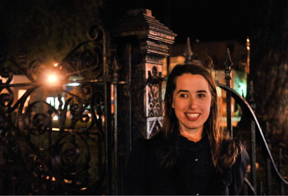 JERREY ROBERTS Annie Keithline, of Amherst, speaks in front of the Hampshire County Courthouse during her ghost tour in Northampton. - JERREY ROBERTS | DAILY HAMPSHIRE GAZETTE