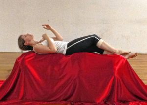 Myka Plunkett in The Life and Death of Queen Margaret. Karin Perlman Photo.