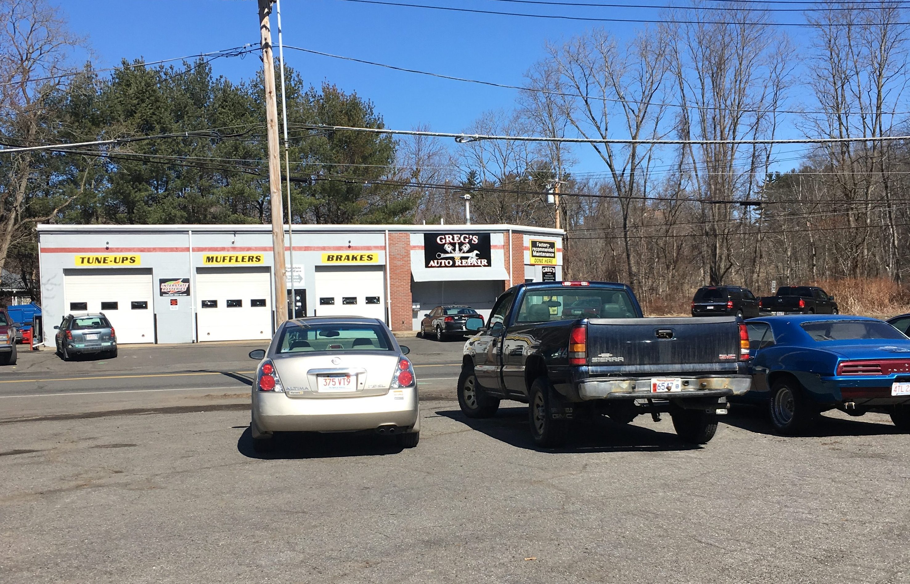 Audio: Northampton dispatcher appears to give auto shop owner the OK to tow cars during march