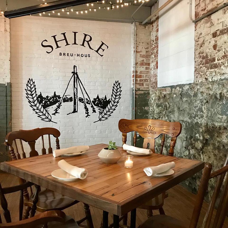 A corner of the Shire Breu-Hous dining room.