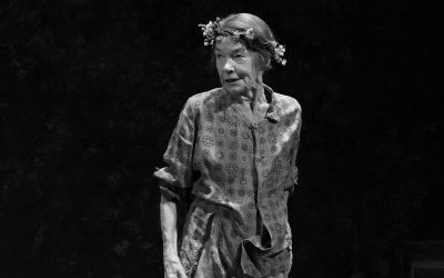 Stagestruck on Broadway: Family Squabbles – the Clintons and the Lears