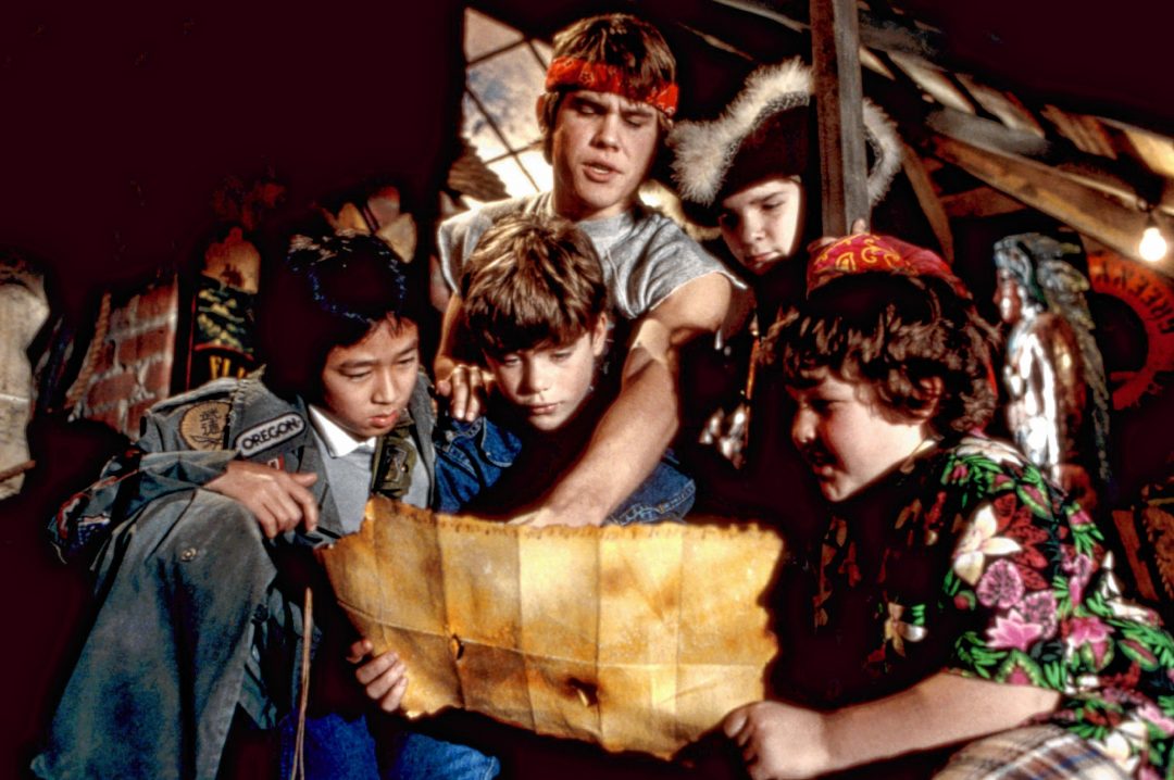 The Goonies Ke Huy Quan Aka Jonathan Ke Quan Sean Astin Josh Brolin Corey Feldman Jeff