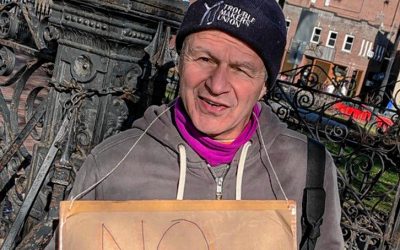 Sign-Holding Stalwarts: A talk with some regulars at Northampton’s weekly anti-war protest
