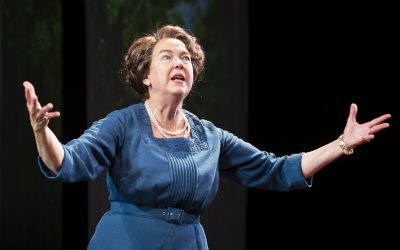 Stagestruck: Two Great Ladies on Noah’s Ark